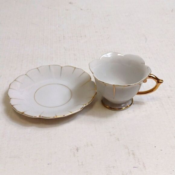 Vintage Bone China‎ Demitasse Cup & Saucer White & Gold Japan - Picture 3 of 8
